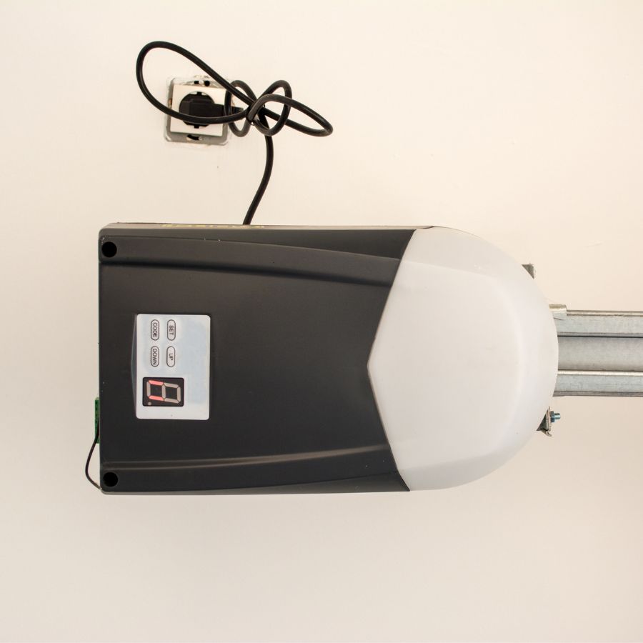 Delving into the specifics, our garage door openers boast a wealth of features crafted to improve your experience and enhance your garage’s functionality.